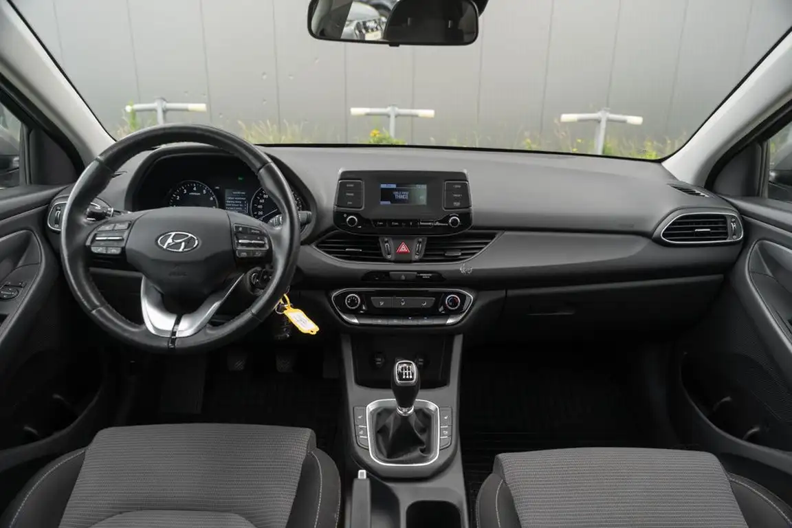 HYUNDAI I30