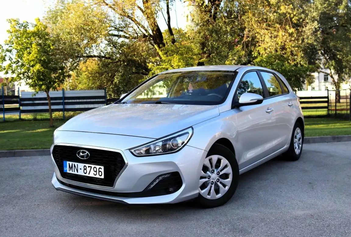 HYUNDAI I30