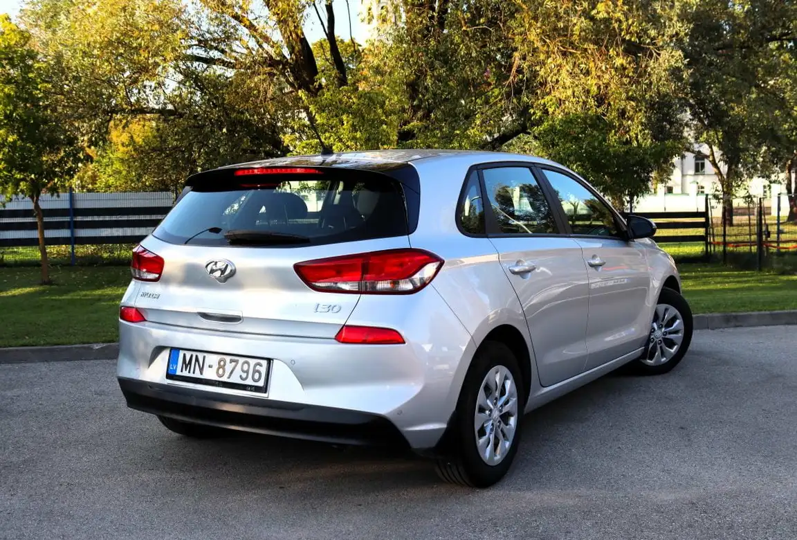 HYUNDAI I30