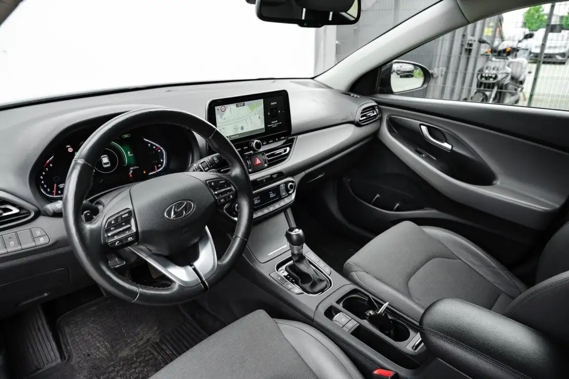 HYUNDAI I30