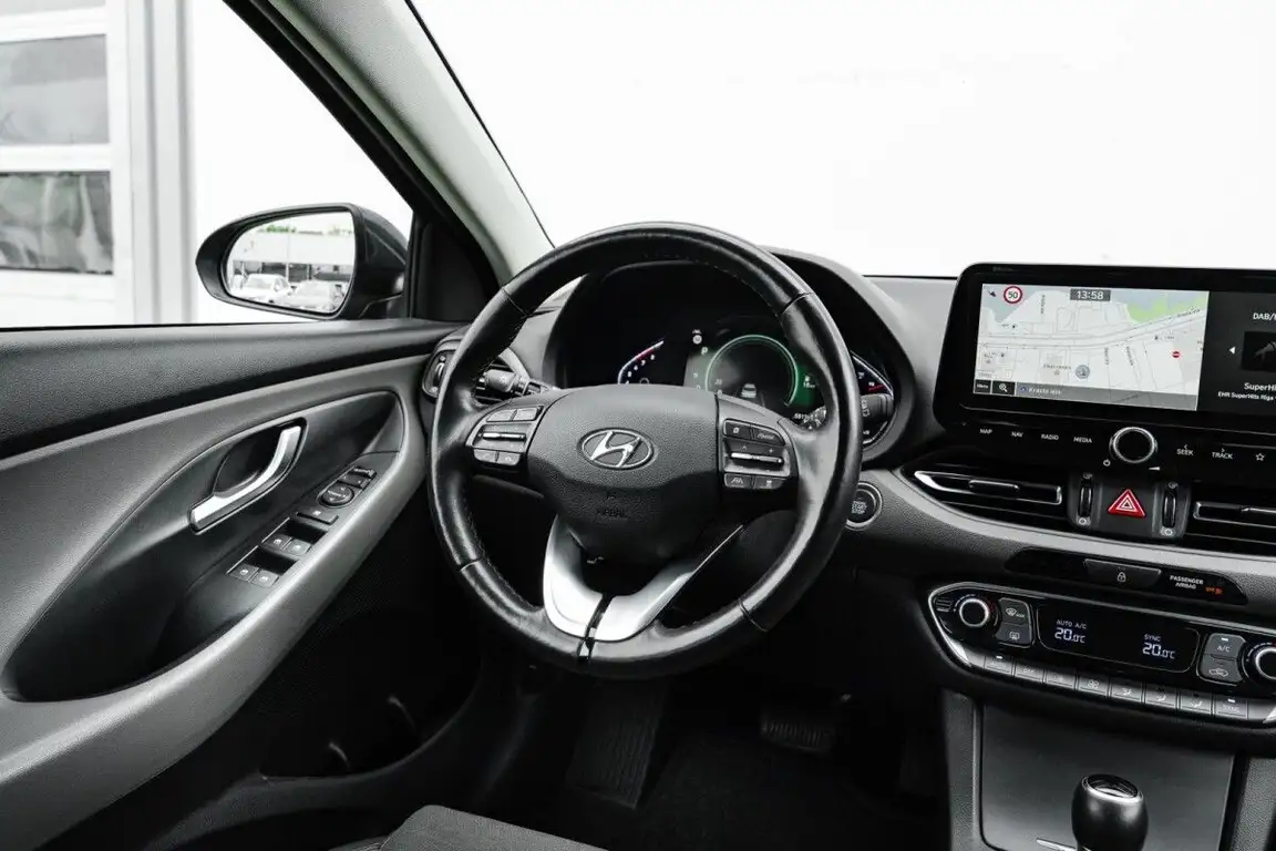 HYUNDAI I30