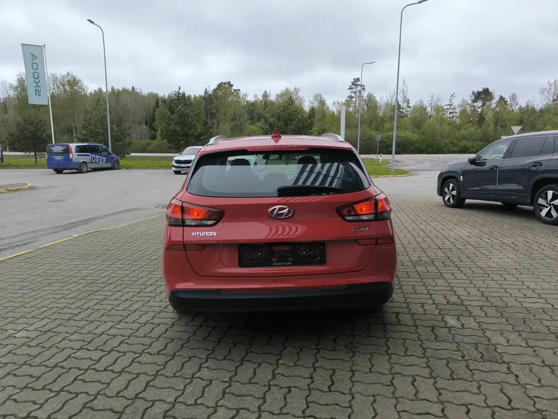 HYUNDAI I30