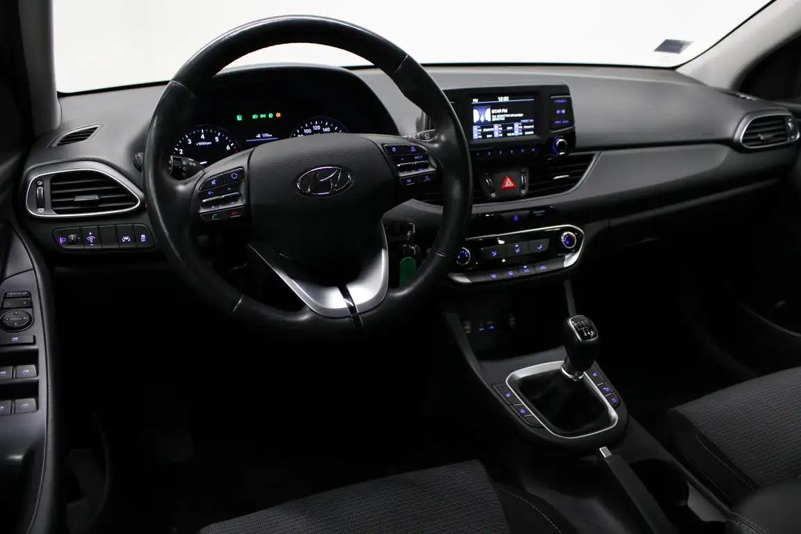 HYUNDAI I30