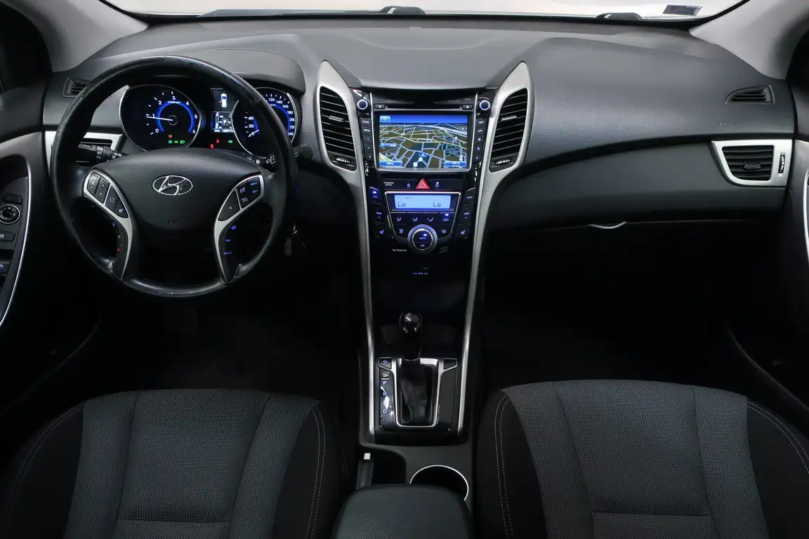 HYUNDAI I30