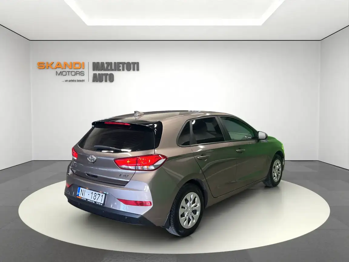HYUNDAI I30