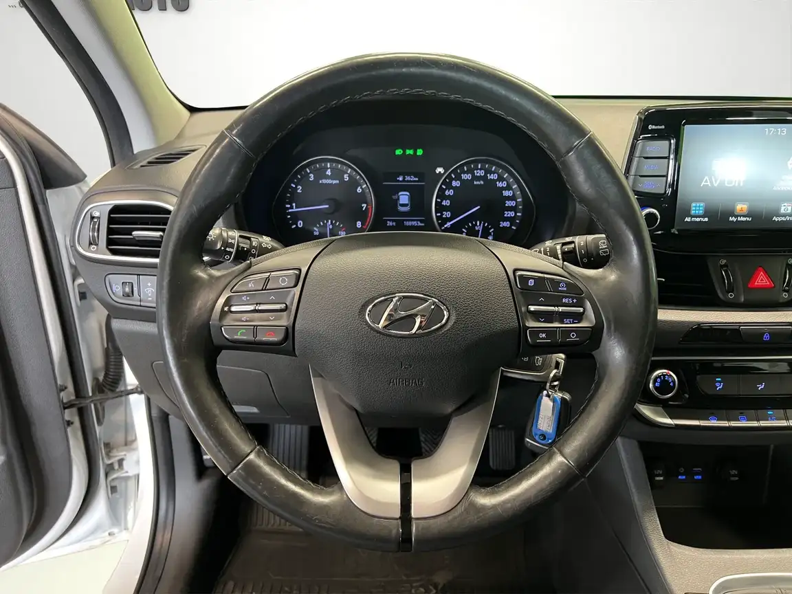 HYUNDAI I30