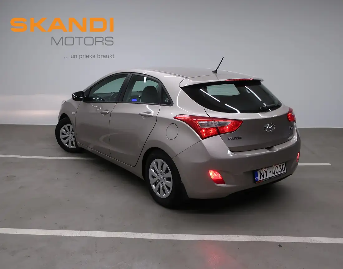 HYUNDAI I30