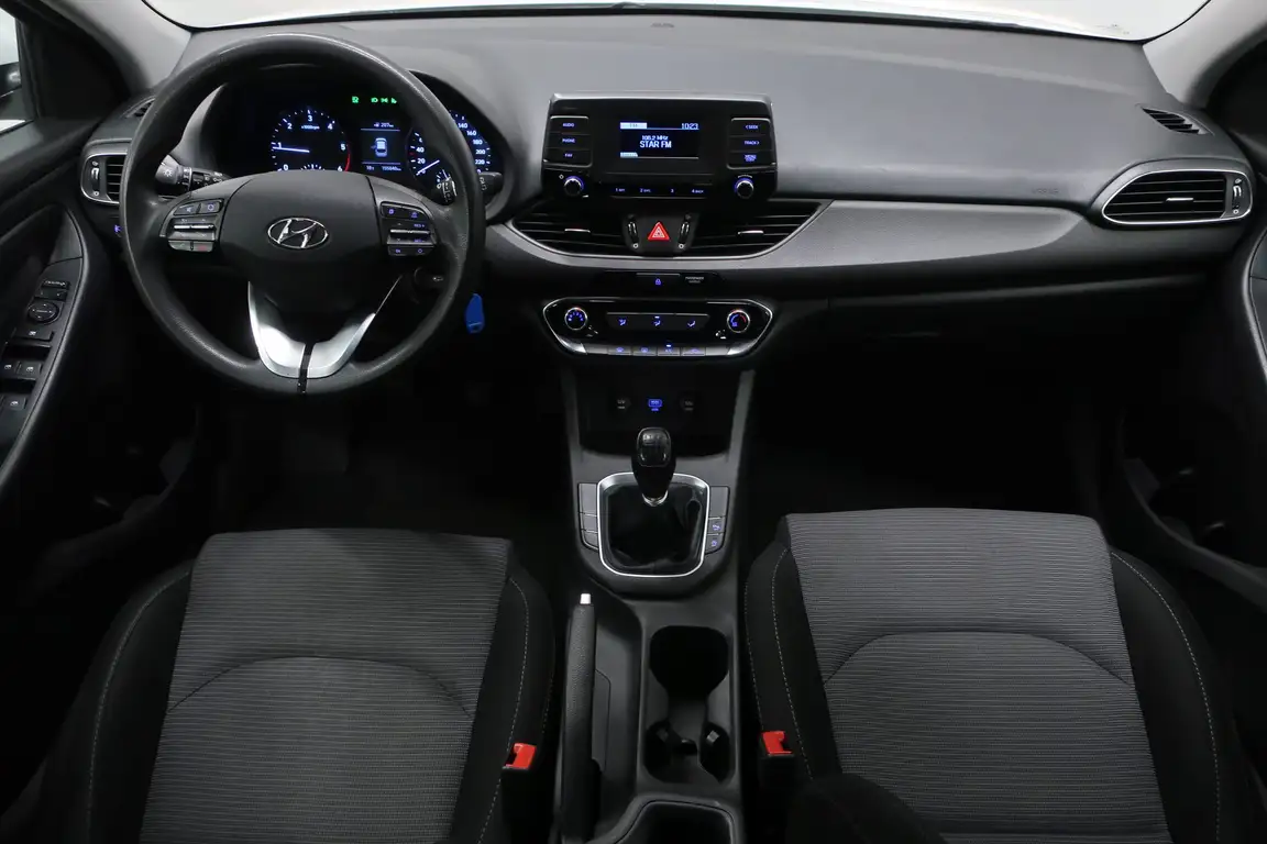 HYUNDAI I30