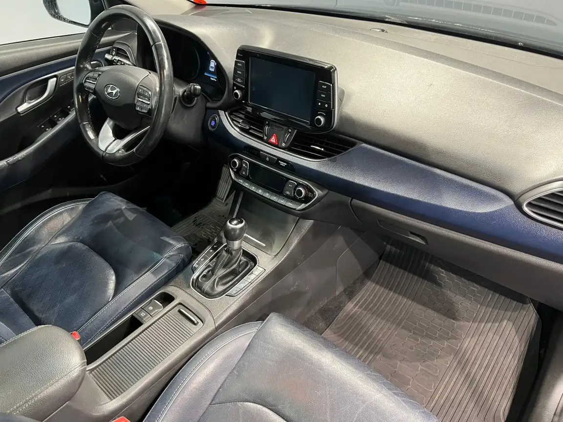 HYUNDAI I30