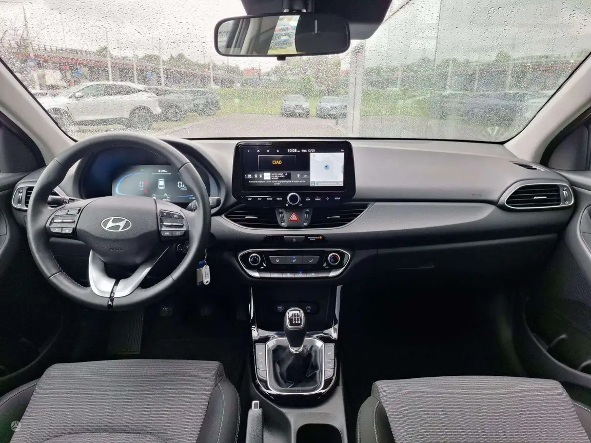 HYUNDAI I30