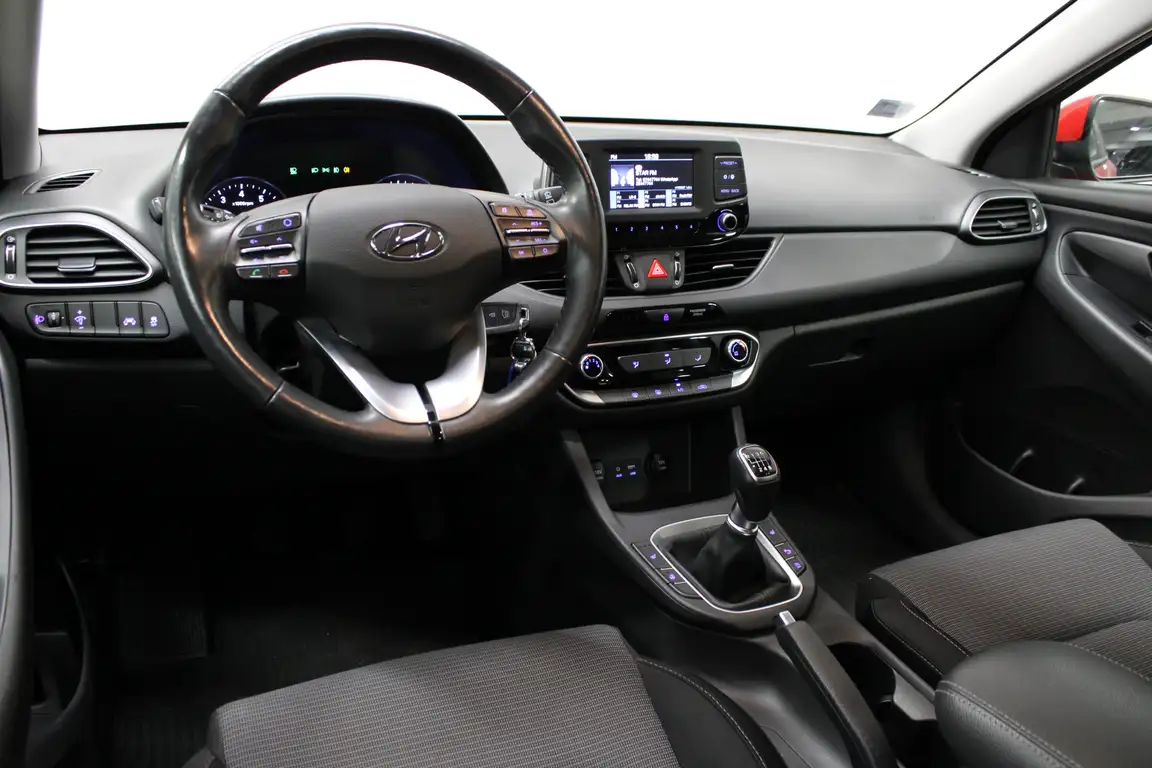 HYUNDAI I30