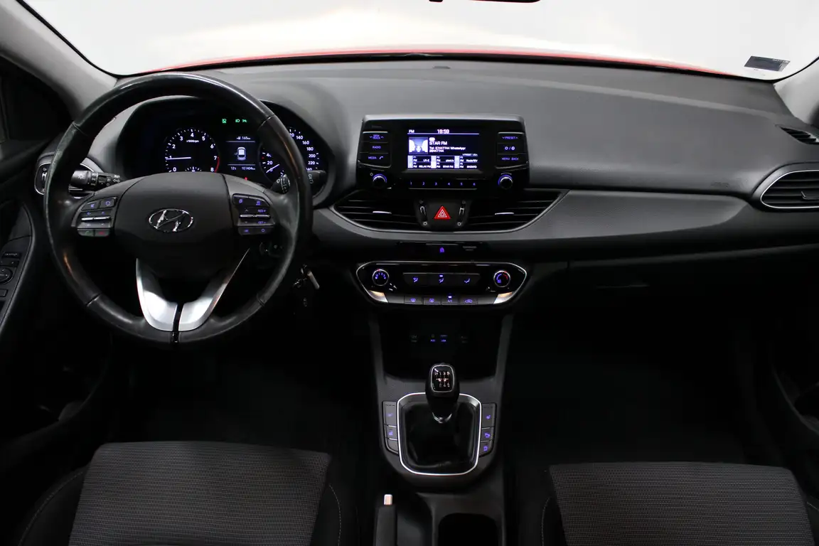 HYUNDAI I30