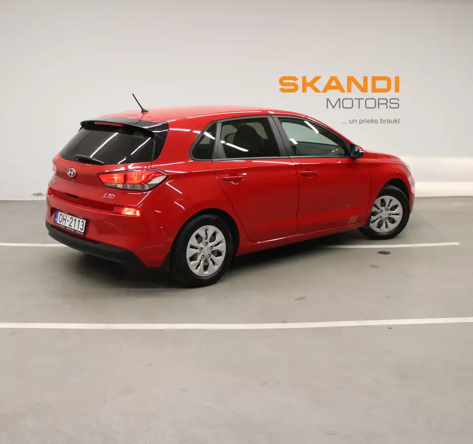 HYUNDAI I30