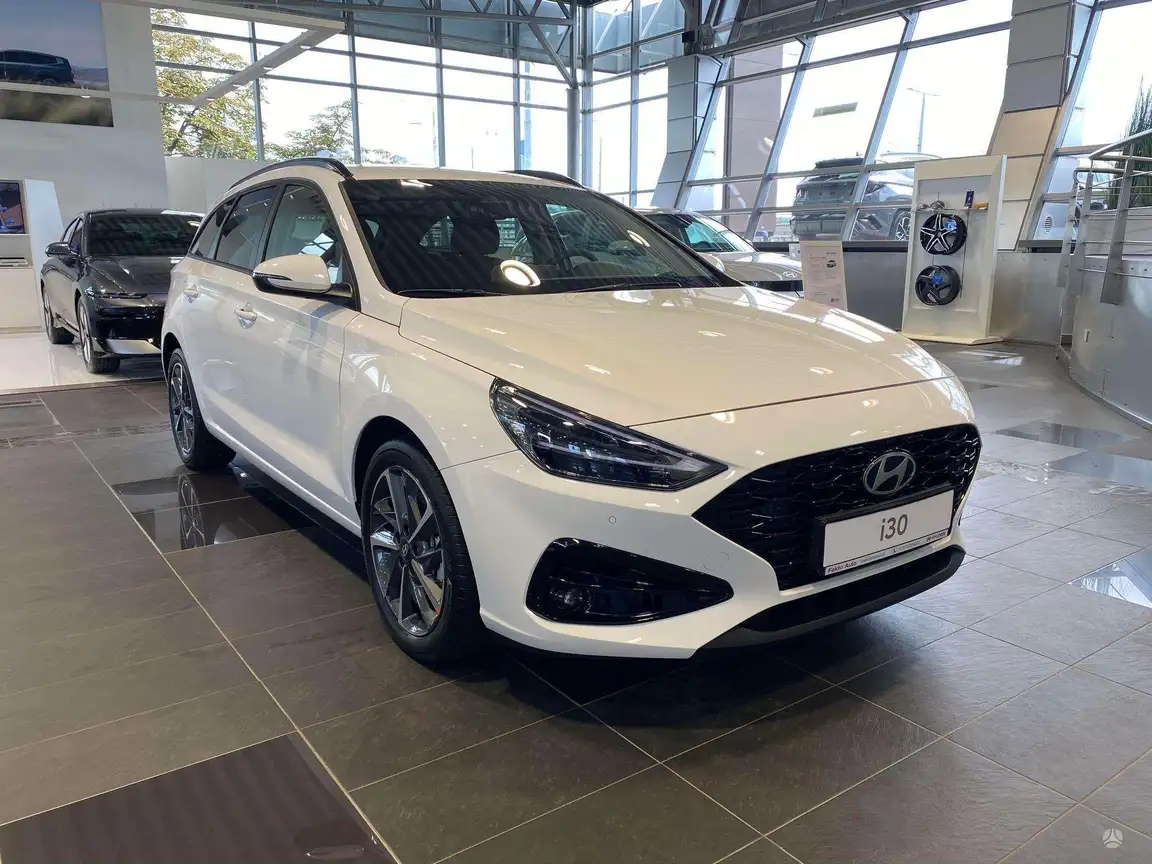 HYUNDAI I30