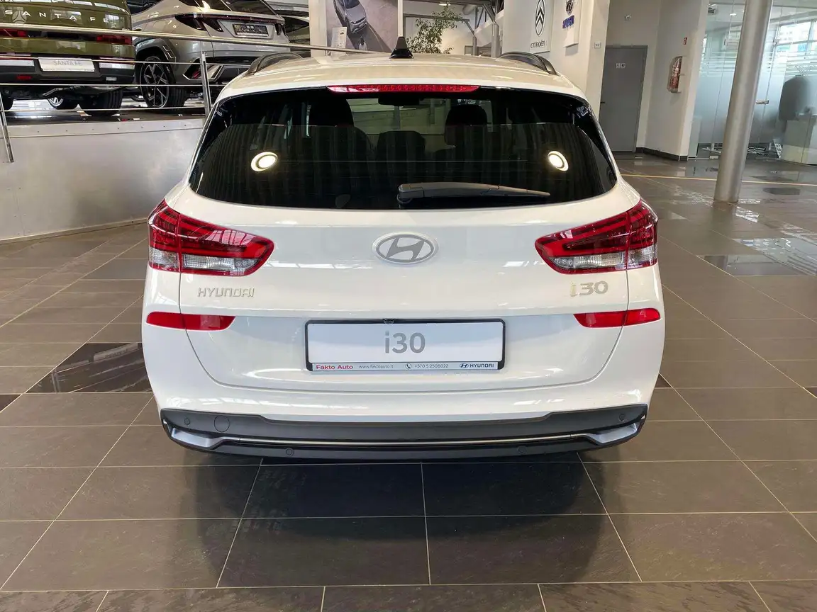 HYUNDAI I30