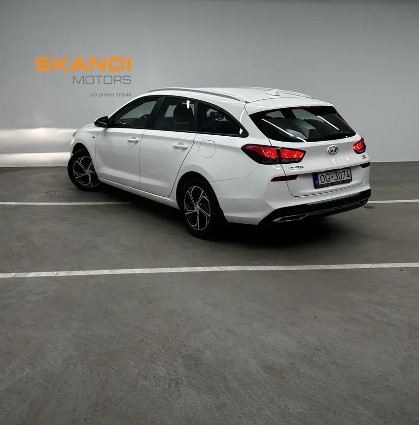 HYUNDAI I30