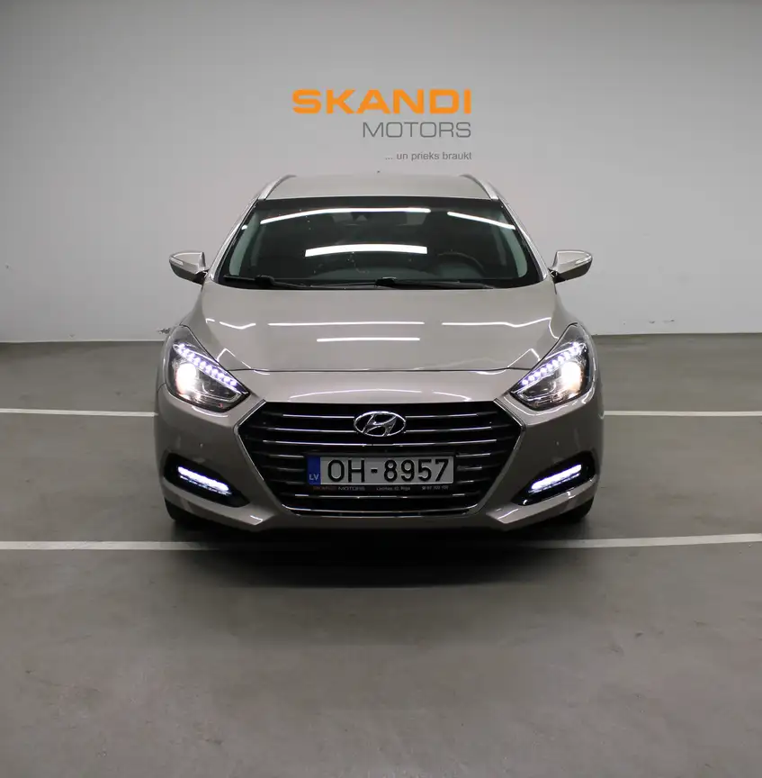 HYUNDAI I40
