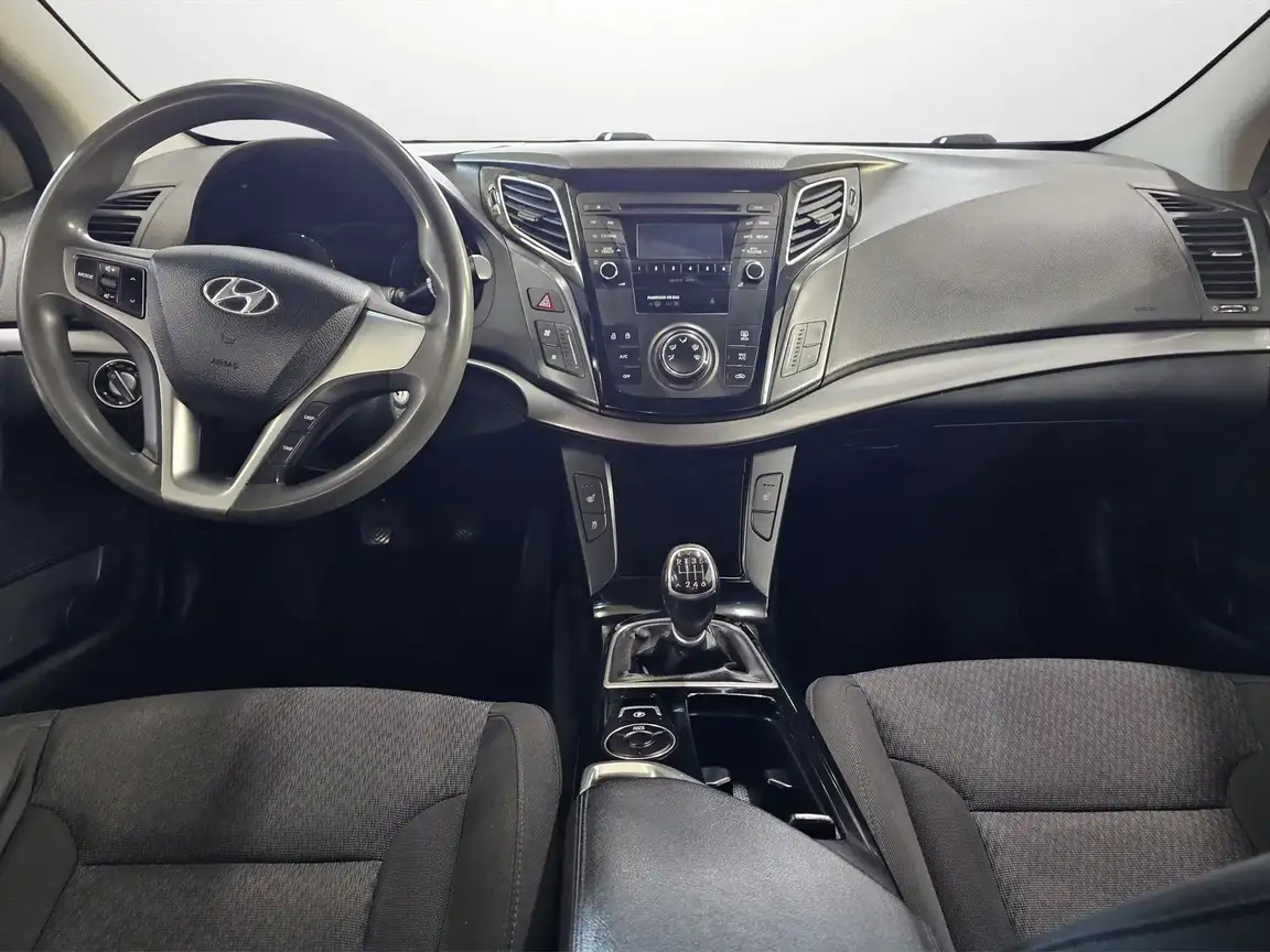 HYUNDAI I40