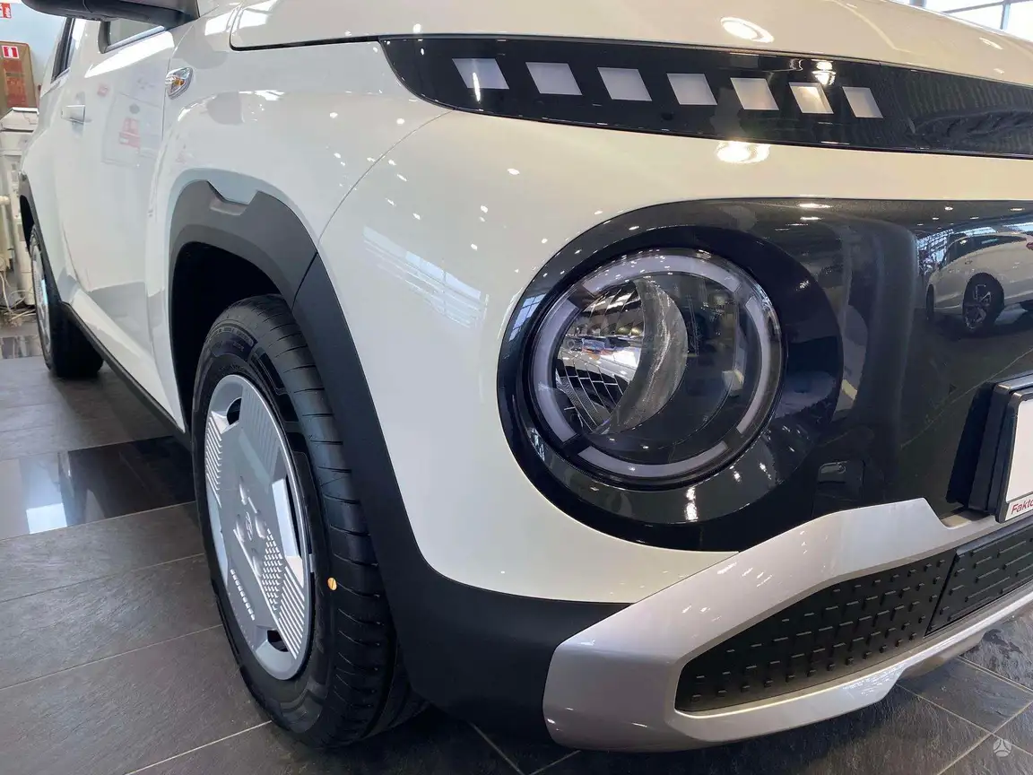HYUNDAI INSTER