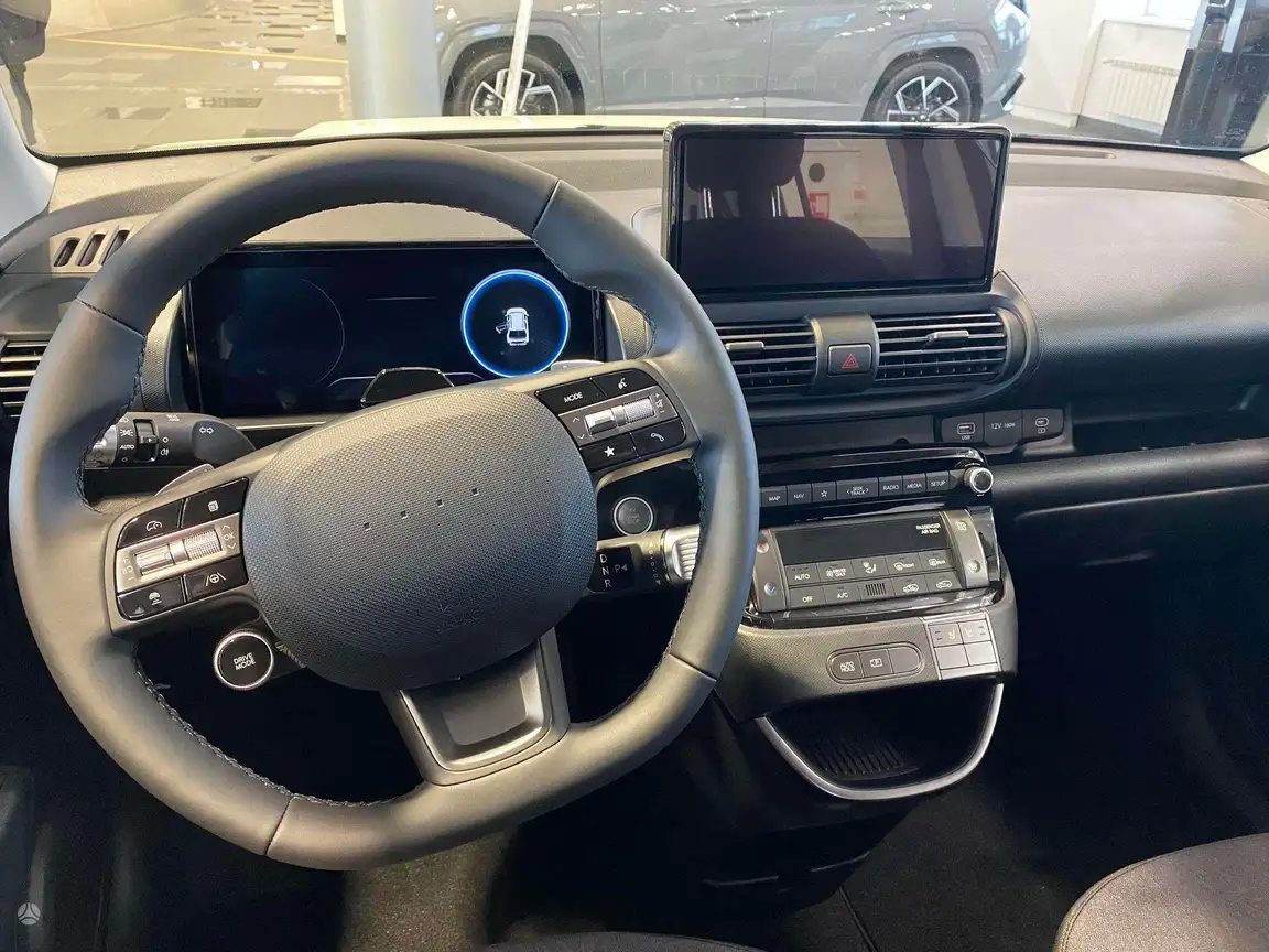 HYUNDAI INSTER