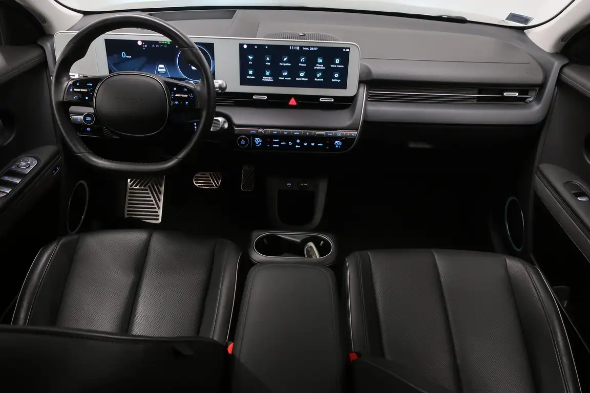 HYUNDAI IONIQ