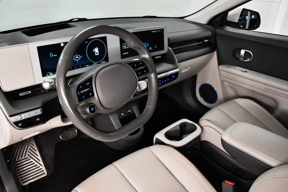 HYUNDAI IONIQ