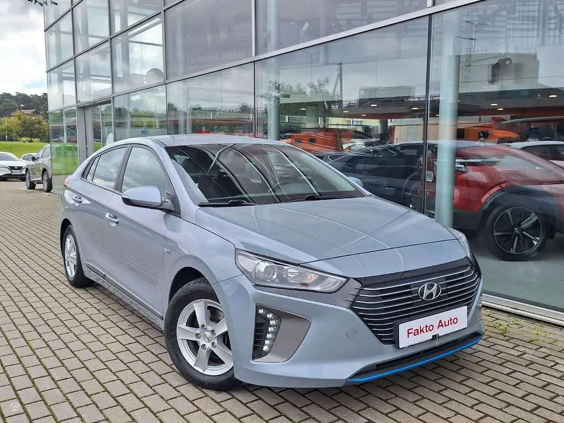 HYUNDAI IONIQ