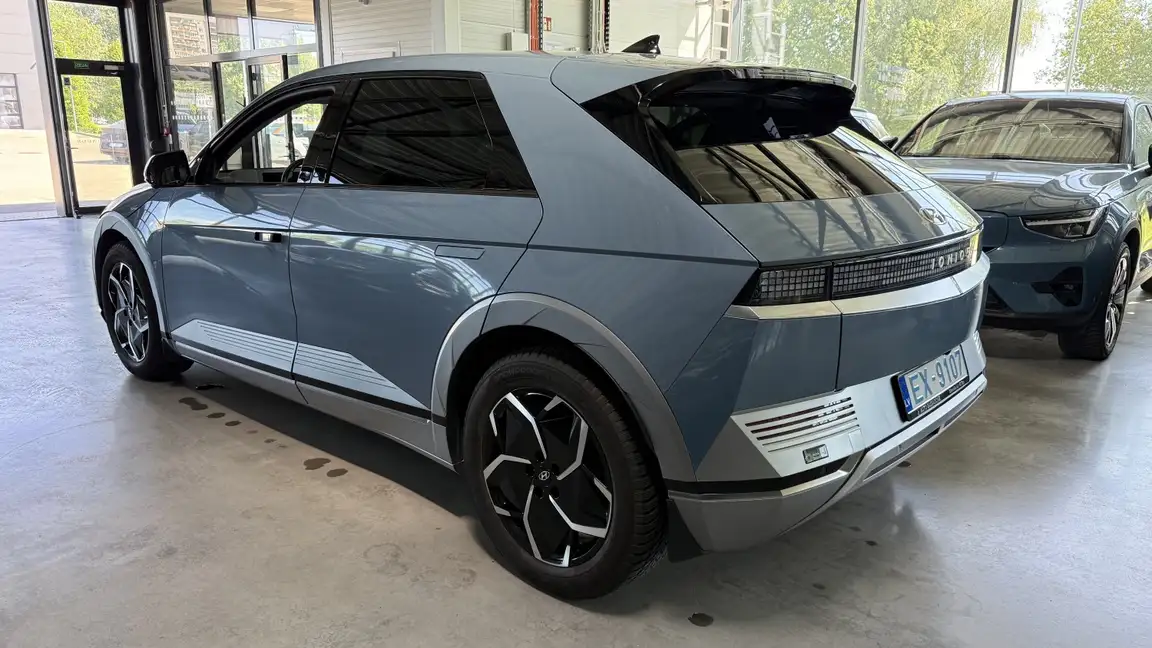 HYUNDAI IONIQ