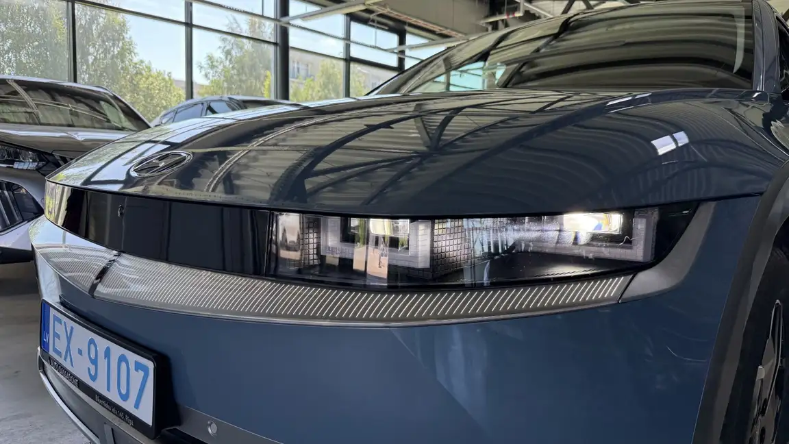 HYUNDAI IONIQ