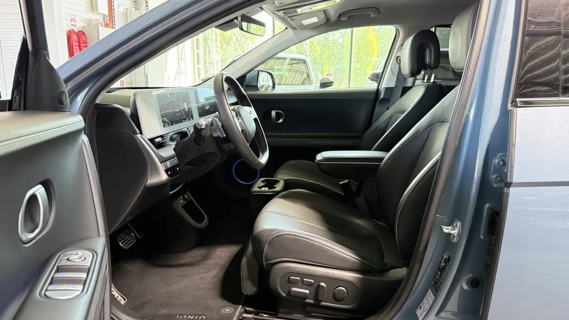 HYUNDAI IONIQ