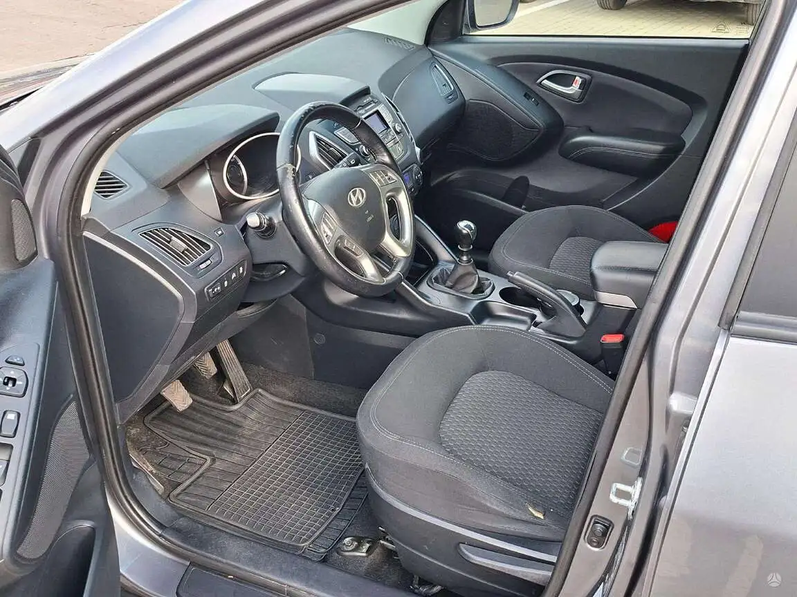 HYUNDAI IX35