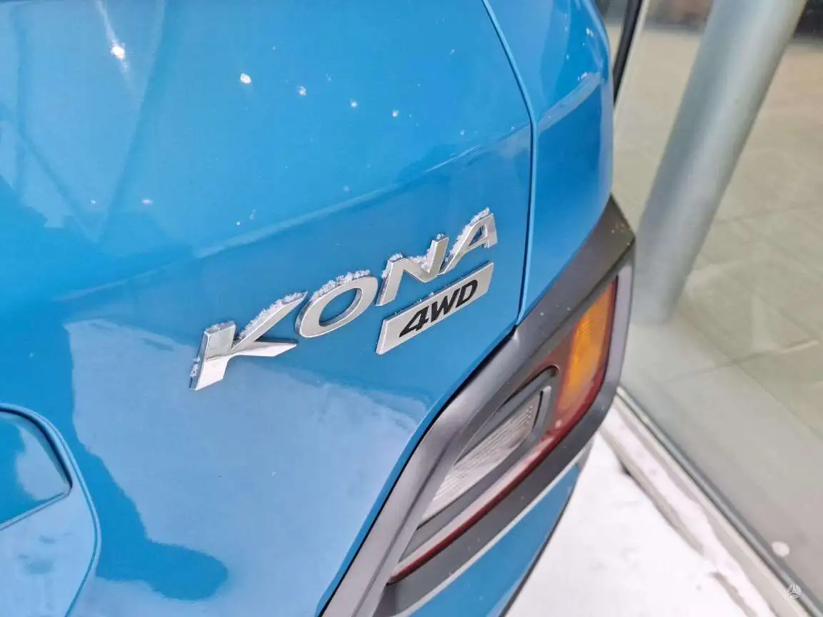 HYUNDAI KONA