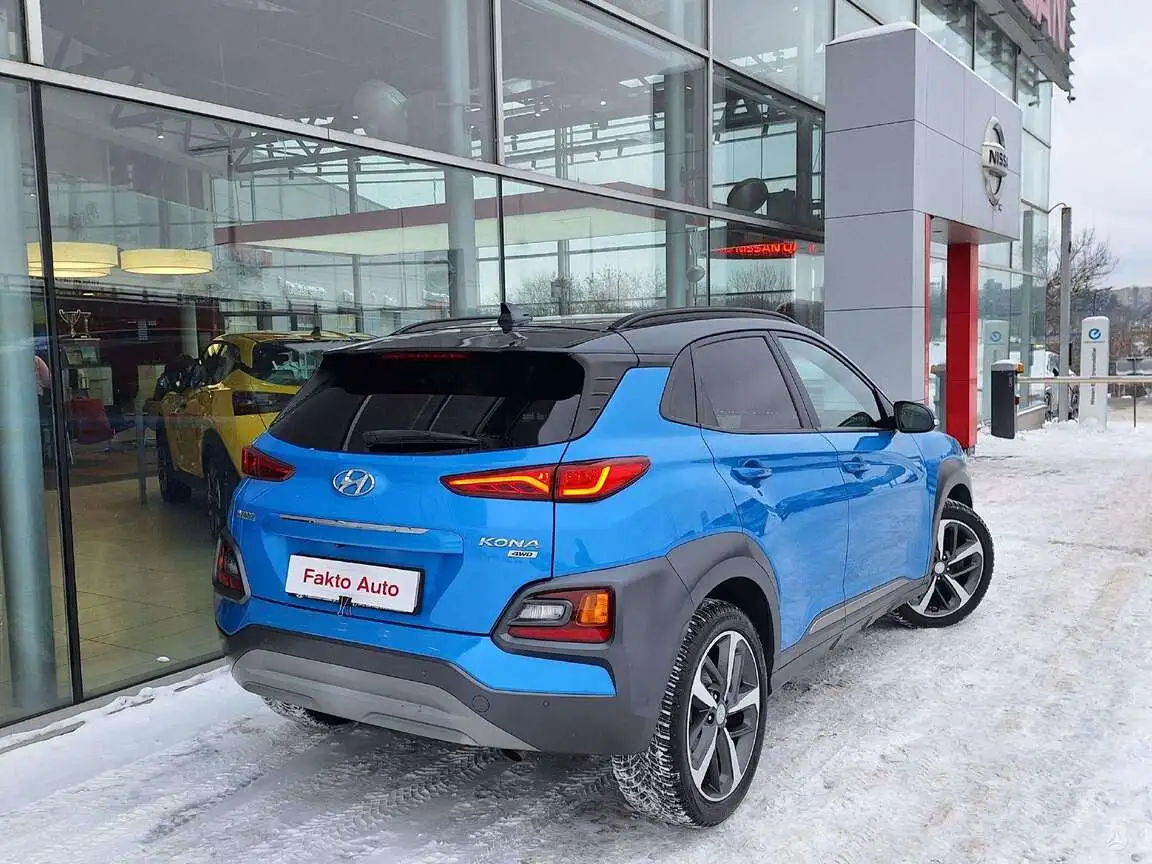 HYUNDAI KONA
