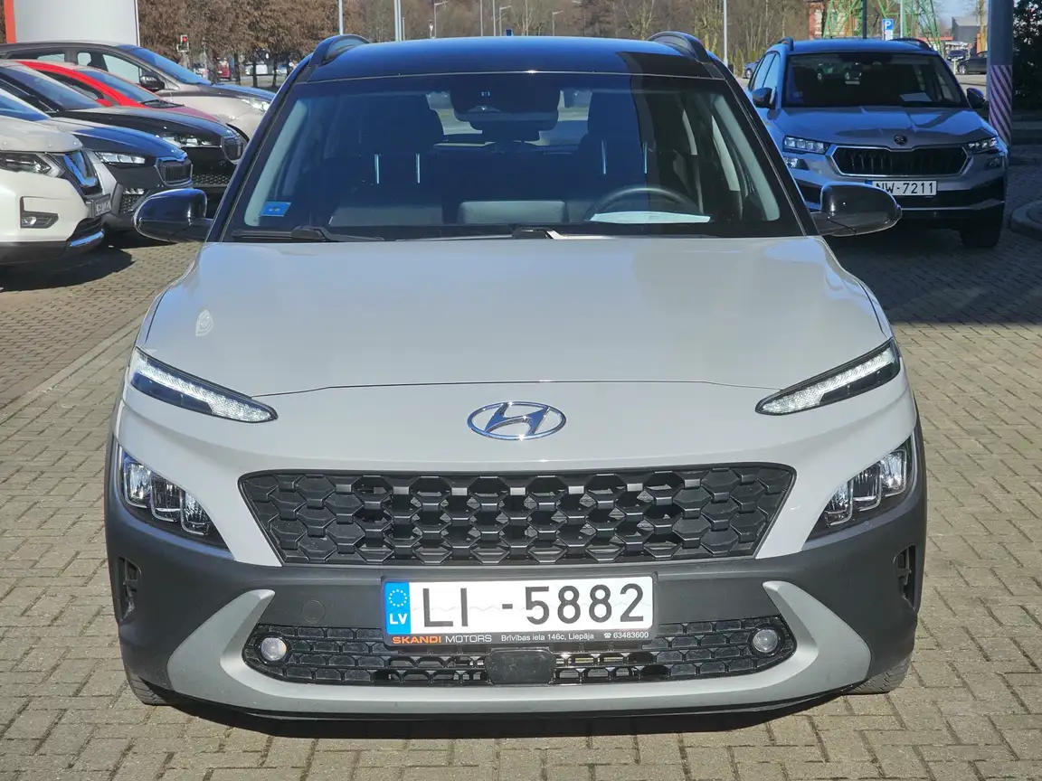 HYUNDAI KONA