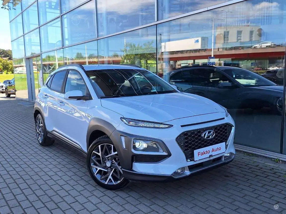 HYUNDAI KONA