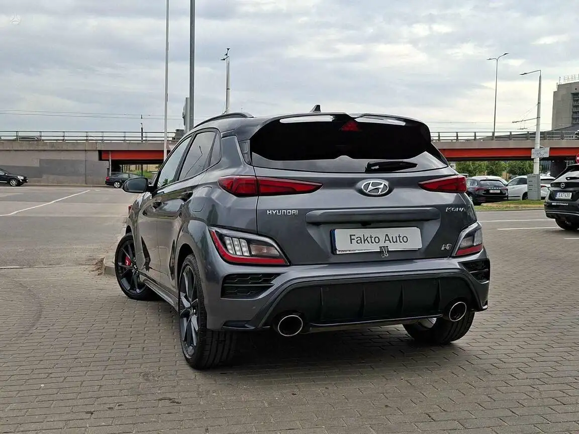 HYUNDAI KONA