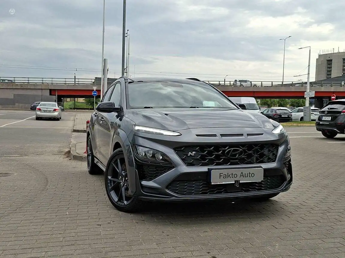 HYUNDAI KONA