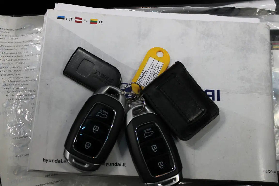 HYUNDAI KONA