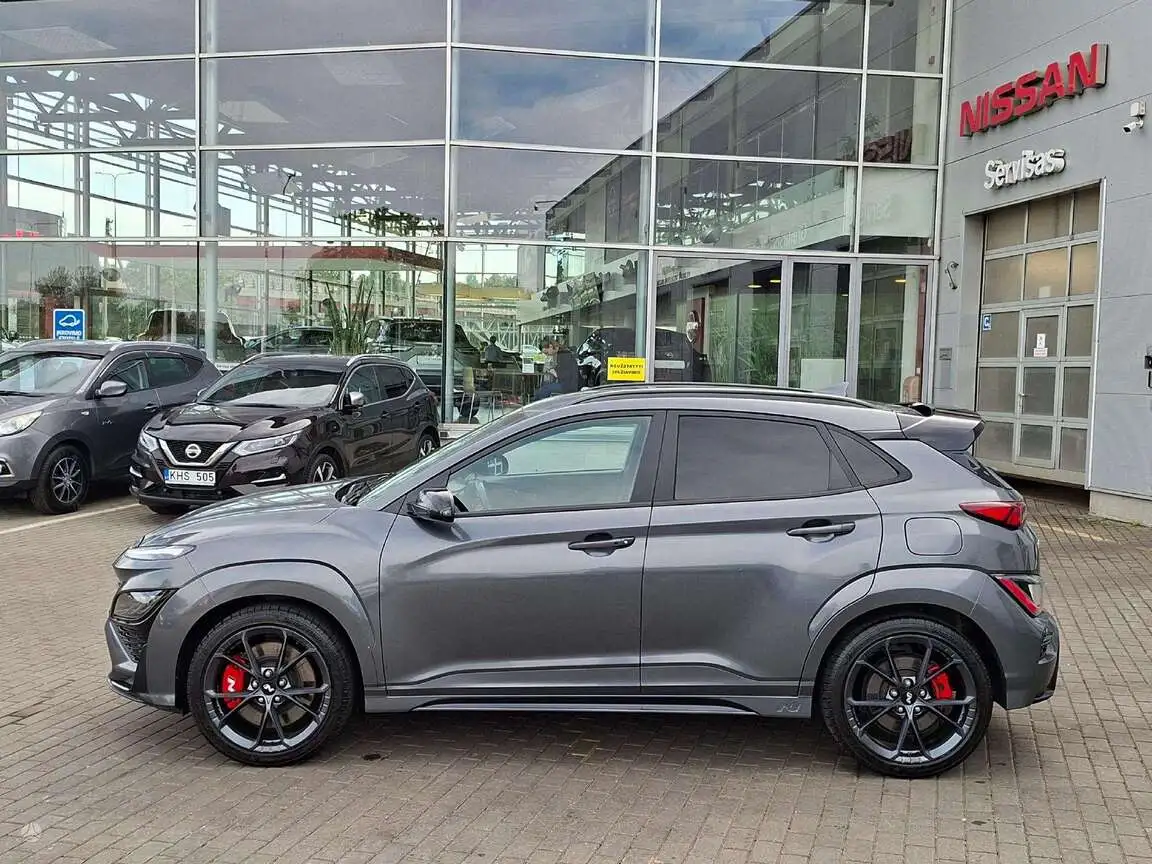 HYUNDAI KONA