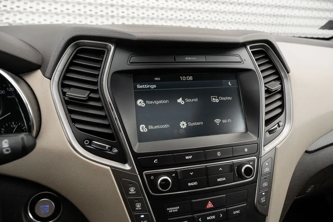 HYUNDAI SANTA FE