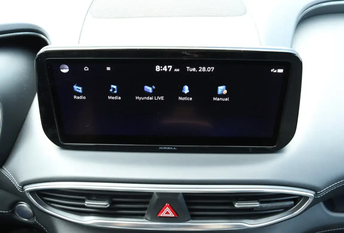 HYUNDAI SANTA FE