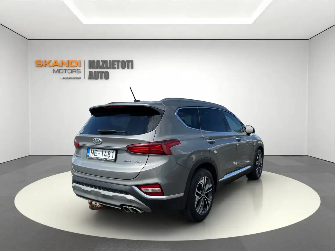 HYUNDAI SANTA FE