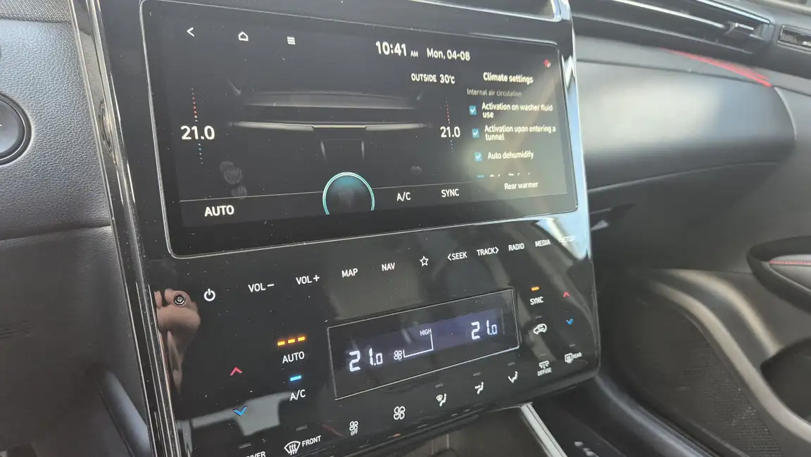 HYUNDAI TUCSON