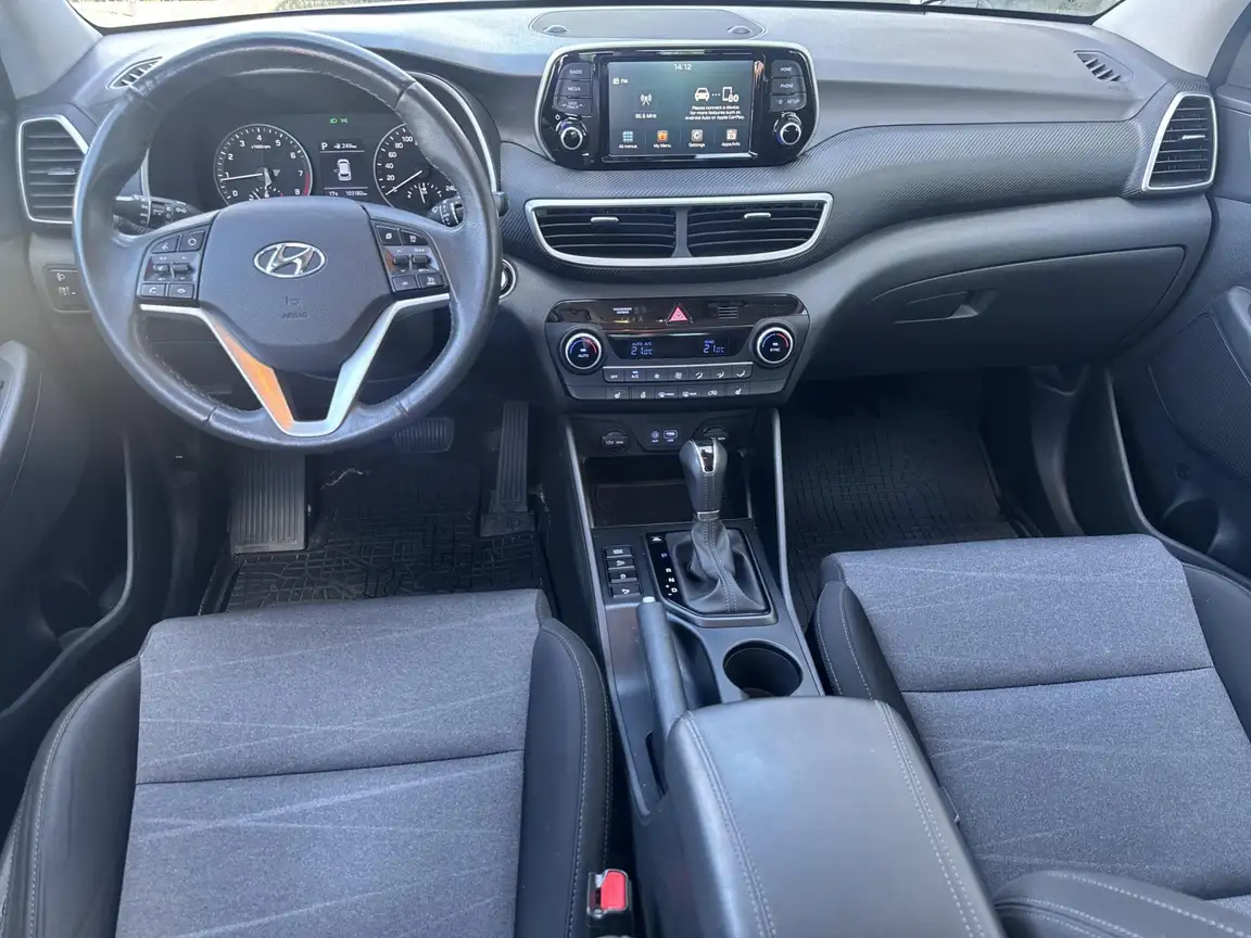 HYUNDAI TUCSON
