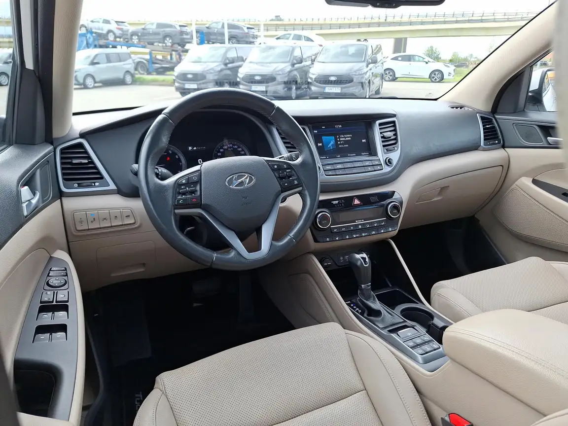 HYUNDAI TUCSON