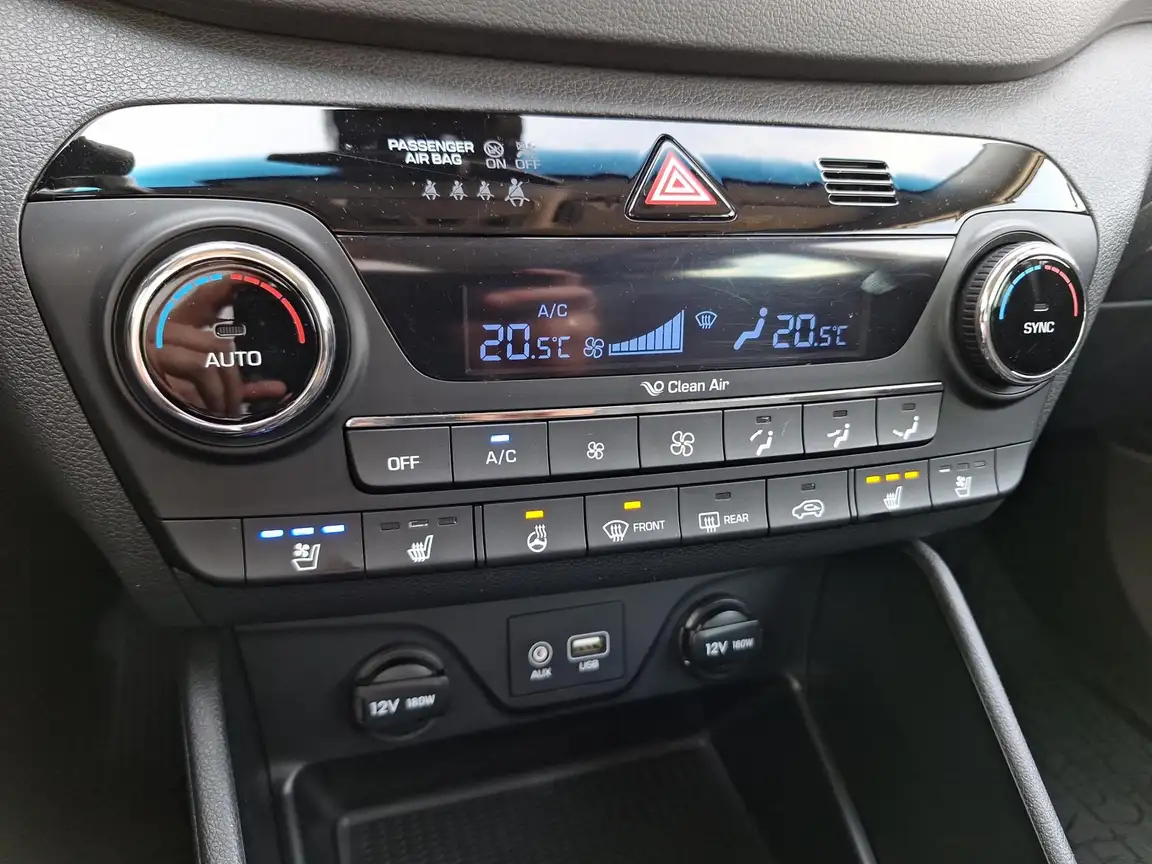 HYUNDAI TUCSON