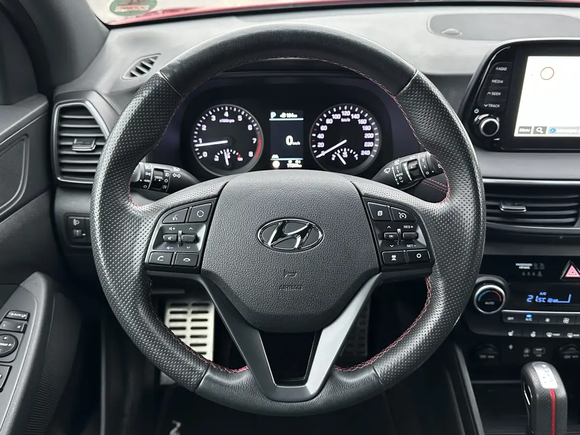 HYUNDAI TUCSON