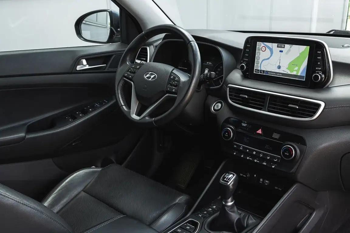 HYUNDAI TUCSON