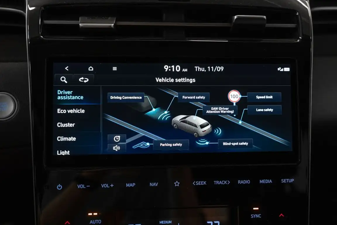HYUNDAI TUCSON