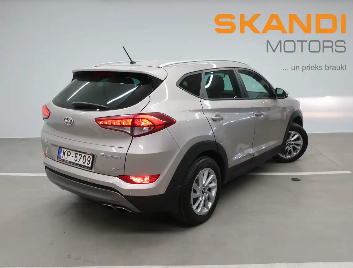 HYUNDAI TUCSON